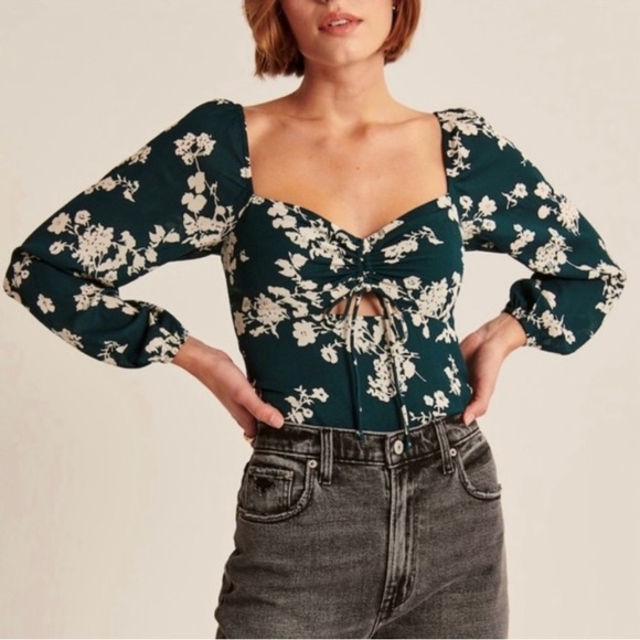 Abercrombie & Fitch Green Long Sleeve Smocked Cinched Cut Out Top Size M - Picture 9 of 9